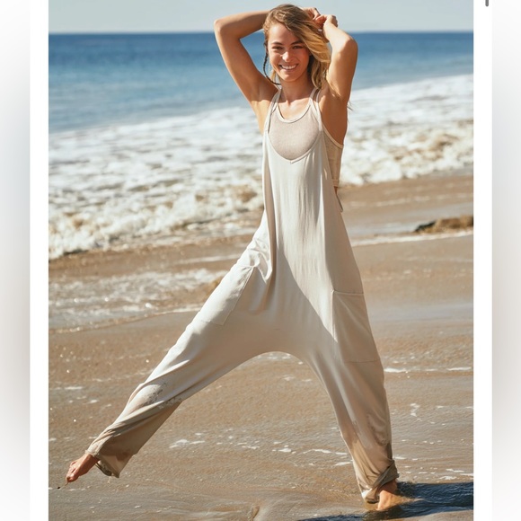 Free People Pants - Free People Hot Shot Jumpsuit Overalls in Green Smoke